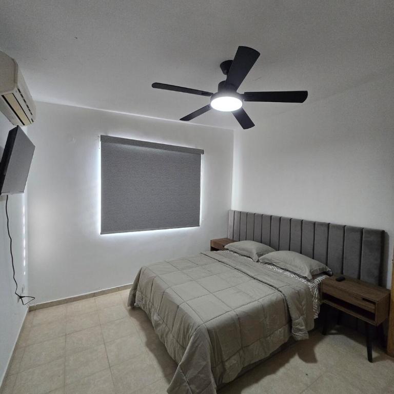 Cómoda Casa en Apodaca Fracc Privado WiFi 6PPL a 10 min del Aeropuerto - Apartment - Split Level - 3