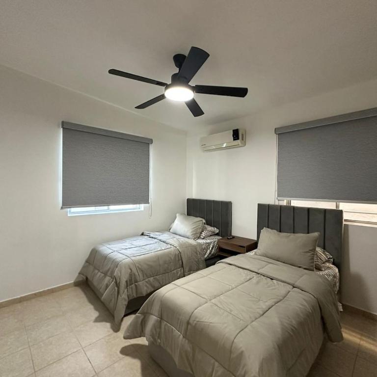 Cómoda Casa en Apodaca Fracc Privado WiFi 6PPL a 10 min del Aeropuerto - Apartment - Split Level - 4