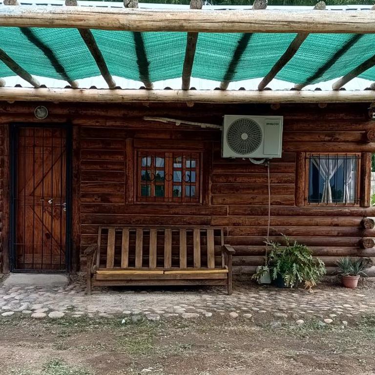 Cabañas Rústicas Entre Montañas - Two-Bedroom Chalet - 2