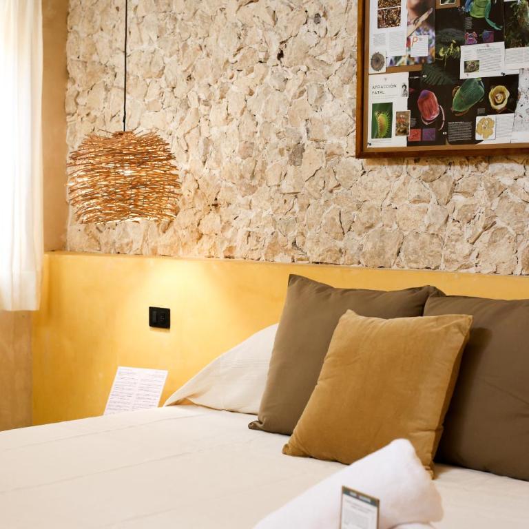 Kuka y Letras - Habitación Deluxe con cama extragrande - 8