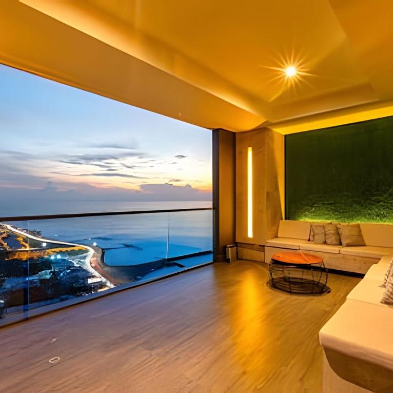 Murano Centro/Nuevo, Moderno/Vista al Mar /Piscina - Deluxe One-Bedroom Apartment with Ocean View - 95