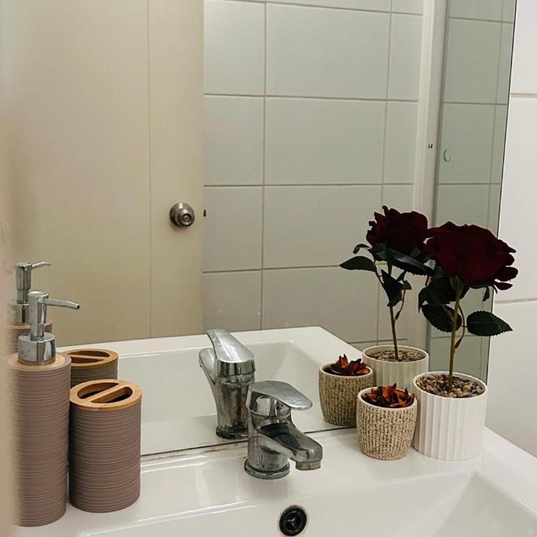 Dpto cercano al Movistar Arena 2 - One-Bedroom Apartment with Balcony and City View - 16