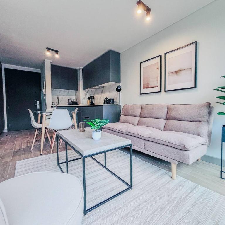 Departamento Full equipado, Metro Ecuador - Apartment - 7