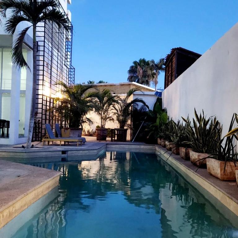 Bucerias Beauty by sport park east side walk to beach - Apartamento de 3 dormitorios - 2