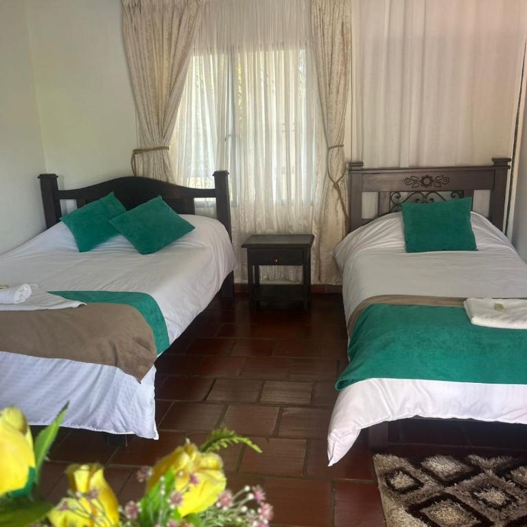 Hotel Campestre la Loma curiti - Habitación Triple Confort - 3