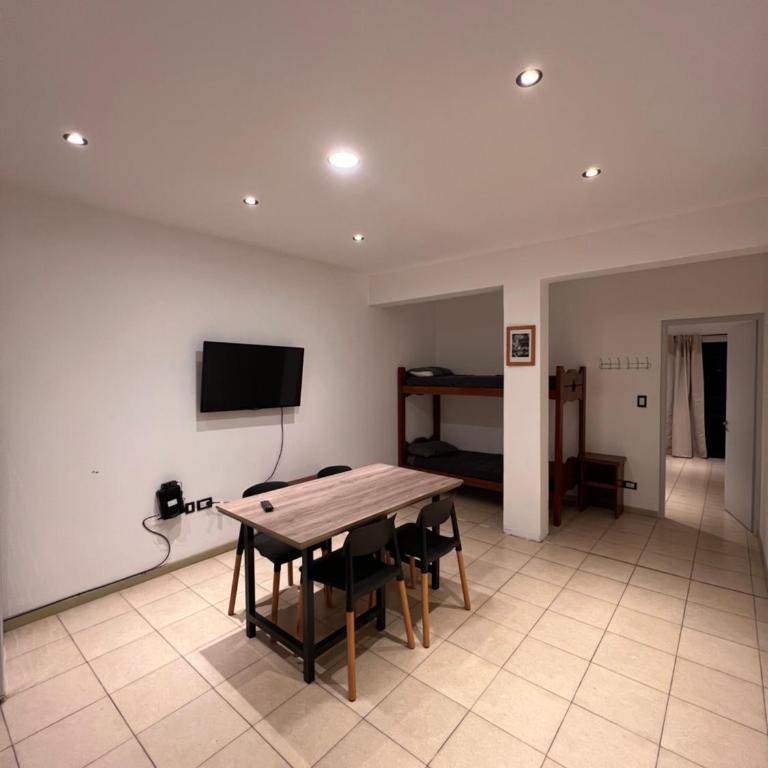 Depto Familiar en MDP a minutos de la playa - Two-Bedroom Apartment - 1