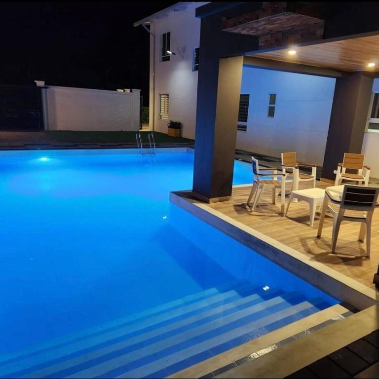 Casa Bella Mansion - Four-Bedroom House - 9