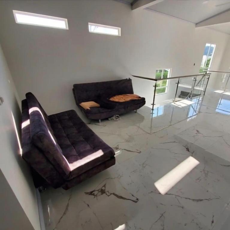 Casa Bella Mansion - Four-Bedroom House - 10