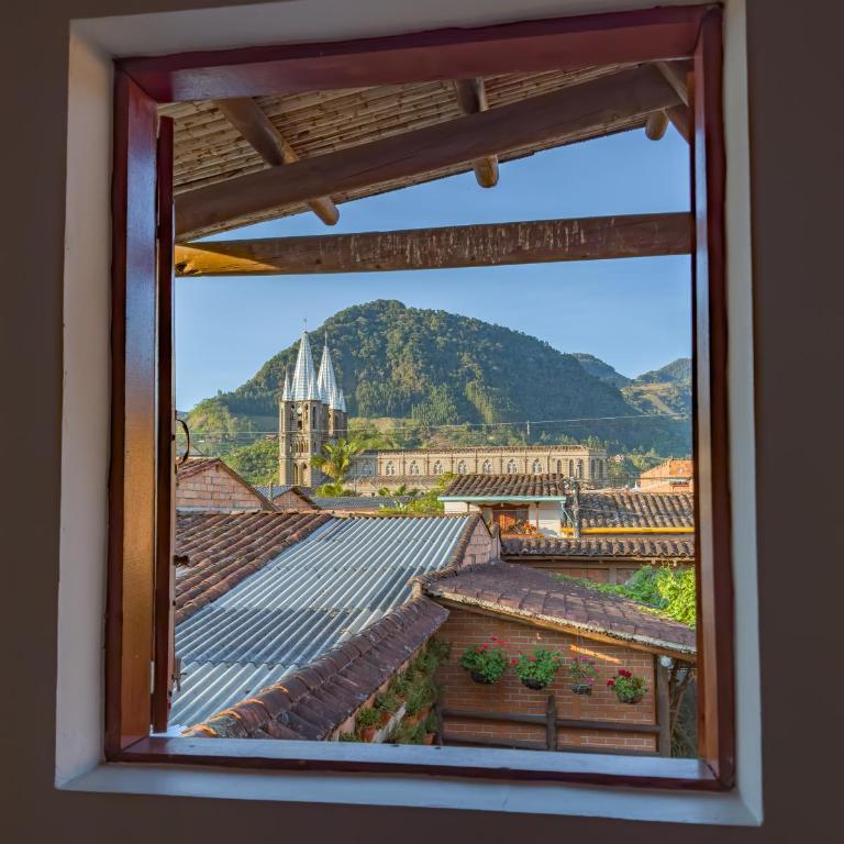 Hotel Kantarrana Urbana Jardin - Double Room - 1