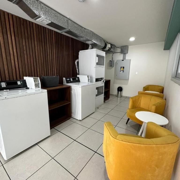 Apartment overlooking the water park - Two-Bedroom Apartment - 8