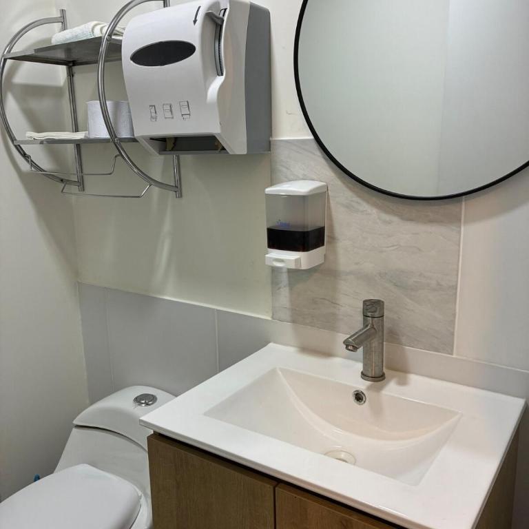 Spacious downtown apartment overlooking Parque de las Aguas - Apartamento de 2 dormitorios - 15