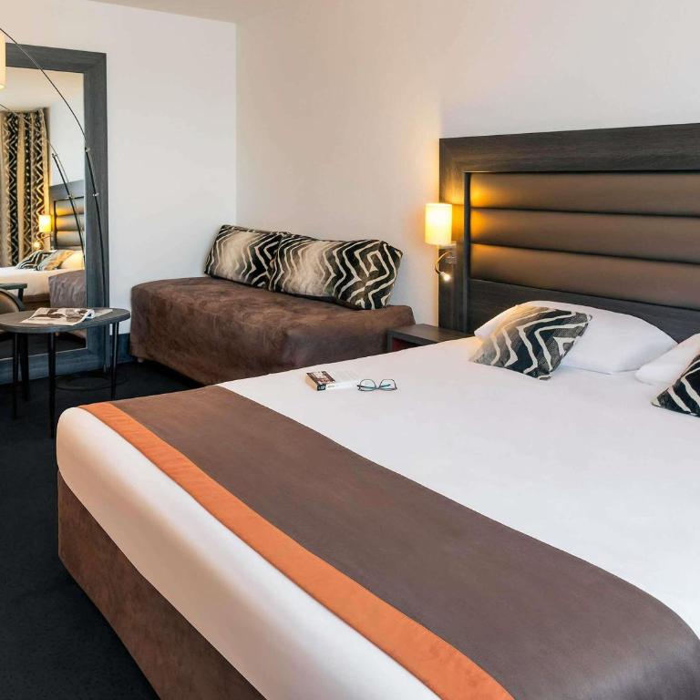 Mercure Lyon Centre - Gare Part Dieu - Chambre Exécutive avec 1 Lit Double et 1 Lit Simple - 3