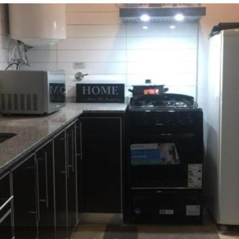 Apart Duclout Monte Grande a 15 minutos del Aeropuerto - Apartamento de 1 dormitorio - 2