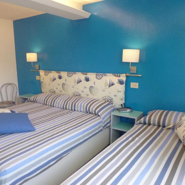 Hotel Mon Pays - Standard Triple Room - 4