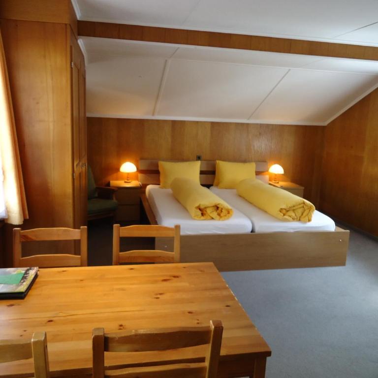 Hotel Tschuggen - Familienzimmer mit Terrasse - 3