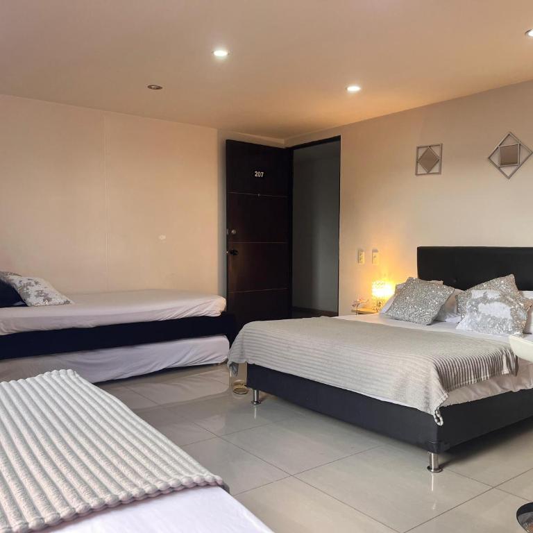 Nuevo aviso Poblado AAcomodacion grupo familiar 3- 4 hasta 6 personas - One-Bedroom Apartment - 11