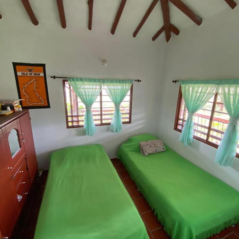 XayLa Agro Hostel Curití - Three-Bedroom Home - 20