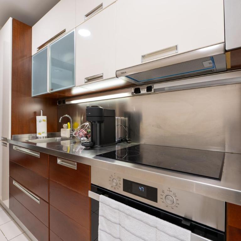 Apto Nueva Andalucía Puerto Banús Vigilancia 24h - Apartamento Deluxe de 2 dormitorios - 15