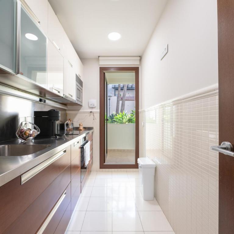 Apto Nueva Andalucía Puerto Banús Vigilancia 24h - Apartamento Deluxe de 2 dormitorios - 18
