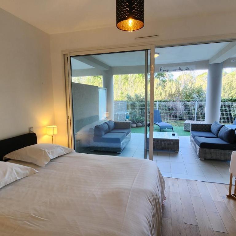 Appartement Calvi, Cœur de ville, plage à 300 m - Appartement 3 Chambres - 54