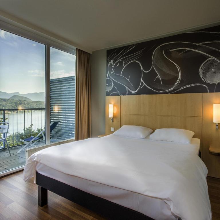 ibis Wörthersee - Superior Zimmer mit Balkon inklusive Kaffeemaschine - 1