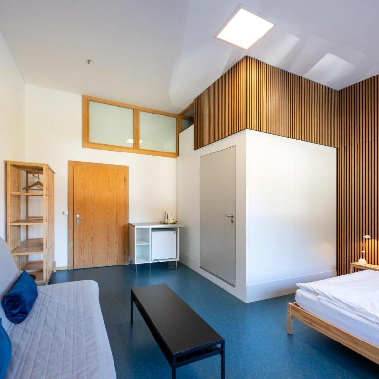 Shima-Davos - Studio - 4