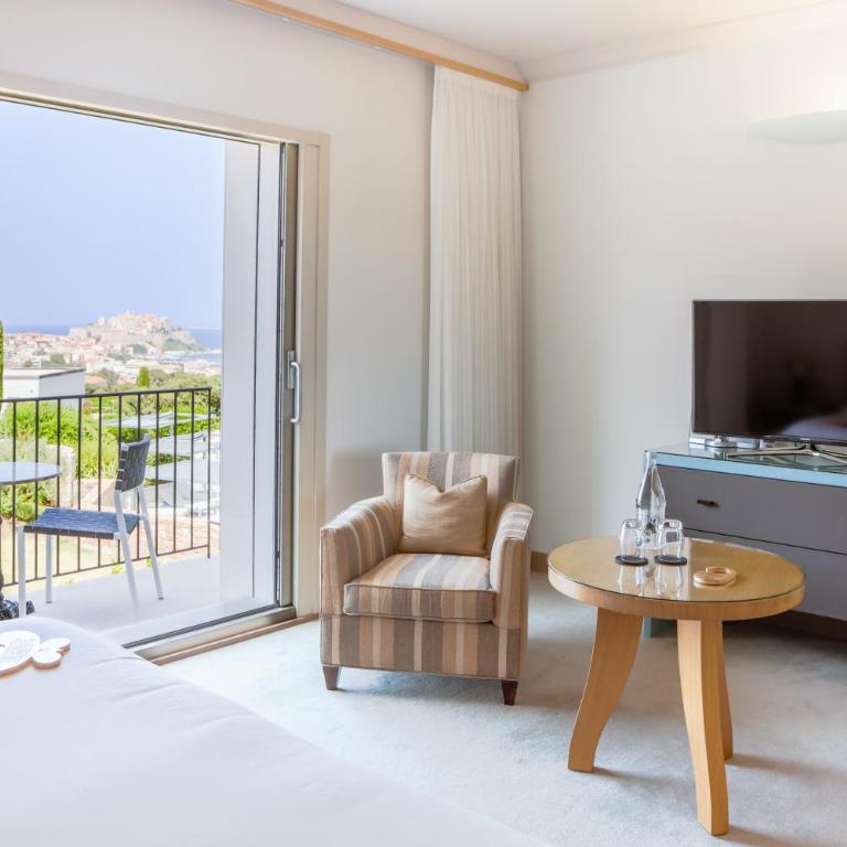 La Villa Calvi - Chambre Standard - Vue sur Mer - 1