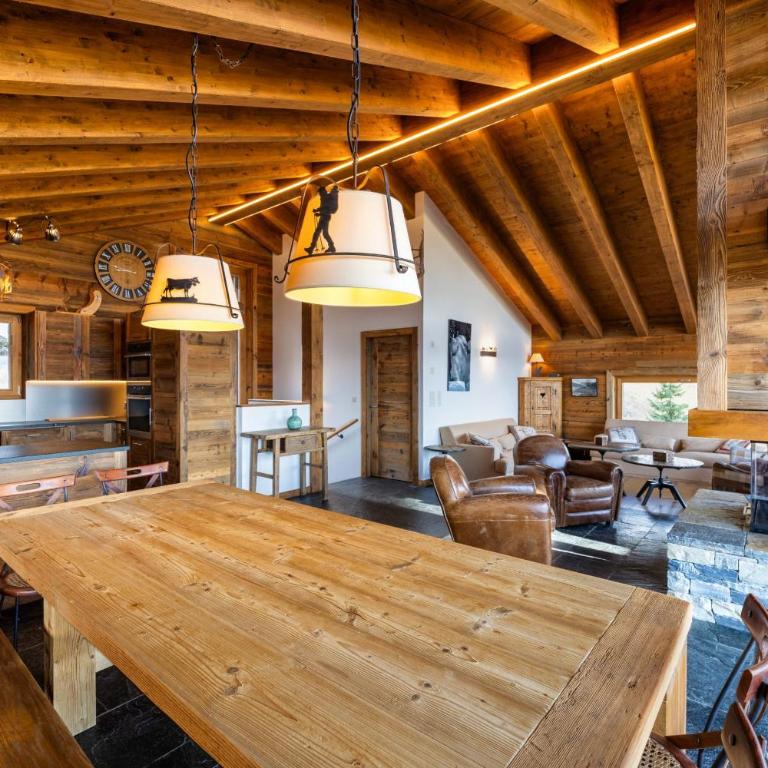 Chalet Casse-Noisette wonderful, ski-in ski-out - Chalet Superior - 9