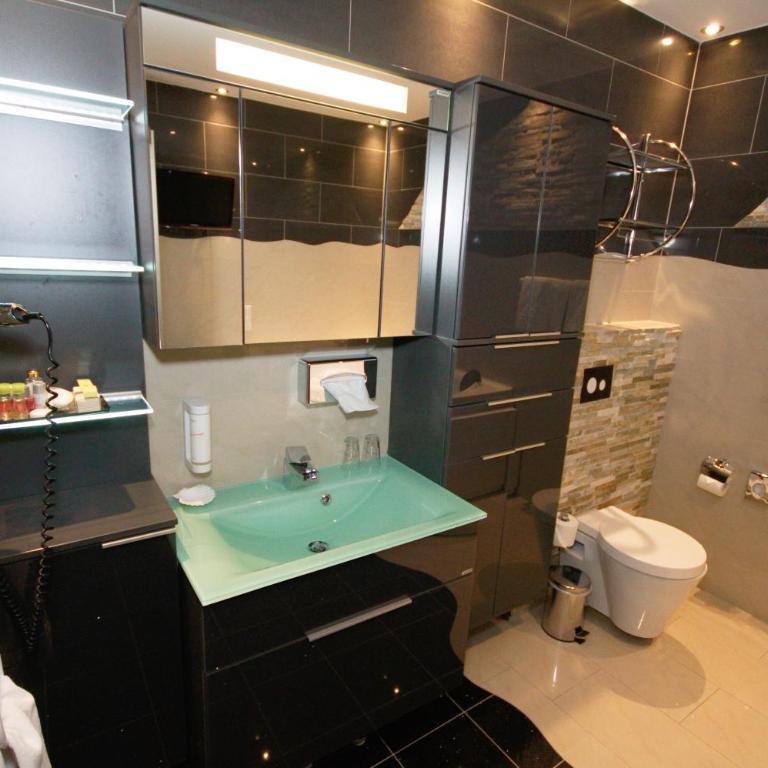 Atlas Grand Hotel - Senior Suite - 1