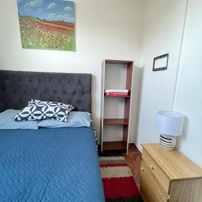 Habitaciones a 7 Minutos del Movistar a pie, San Ignacio 1230 con Baño - Double or Twin Room with Shared Bathroom - 3