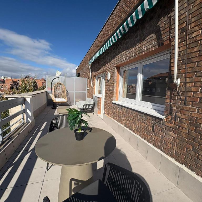 CATERINA Salamanca - Two-Bedroom Apartment with Terrace - 2