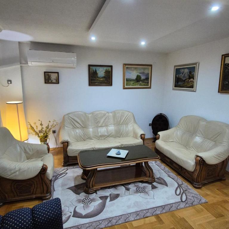 Apartman Barok - Apartman sa 2 Spavaće Sobe - 1