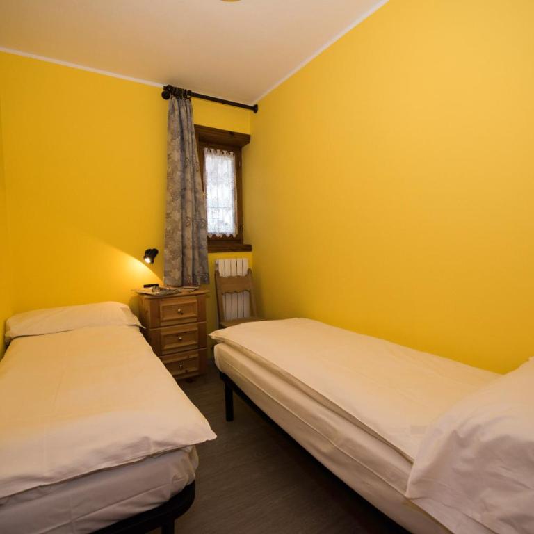 Ski Holidays Apartments - Appartamento con 2 Camere da Letto - 3