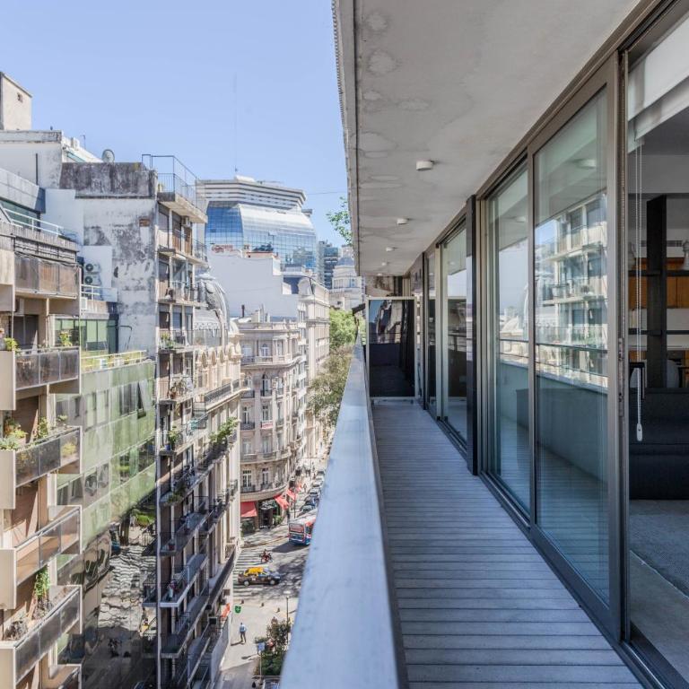 BT Homes - Amplios & Nuevos en Palacio Paz, Ubicación Única - Apartamento de 1 dormitorio - 62