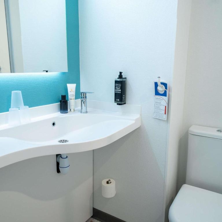 ibis budget Narbonne Est - Chambre Lits Jumeaux - 12