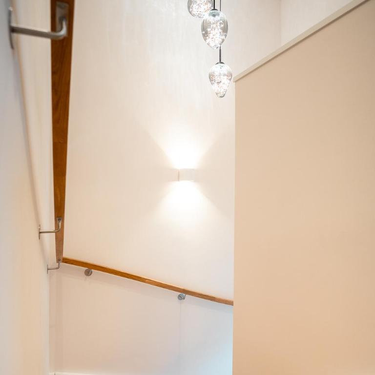 OpenSky Wörthersee Lodge - Apartment mit 2 Schlafzimmern und Balkon 1 - 10