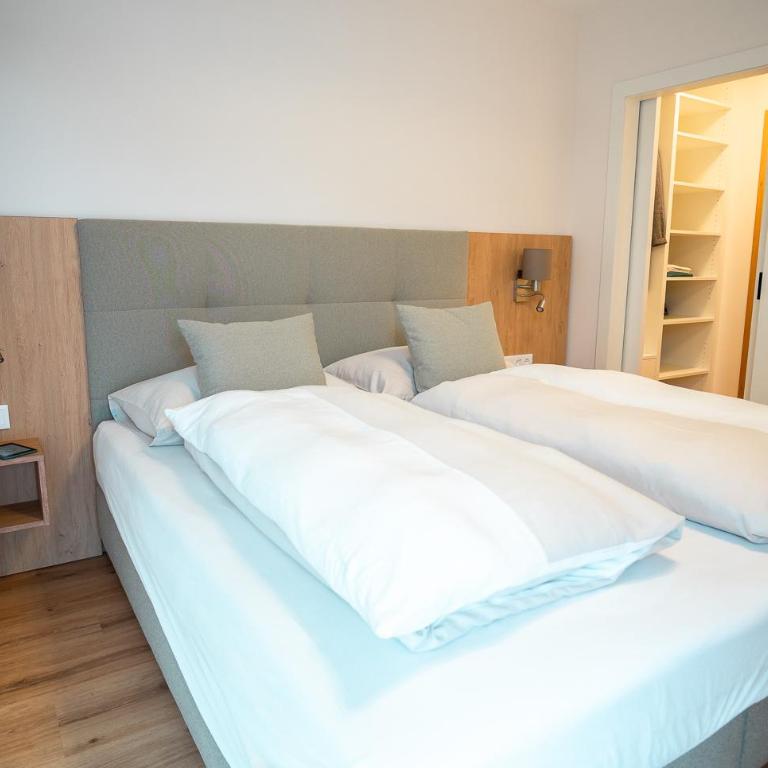 OpenSky Wörthersee Lodge - Apartment mit 2 Schlafzimmern und Balkon 2 - 7