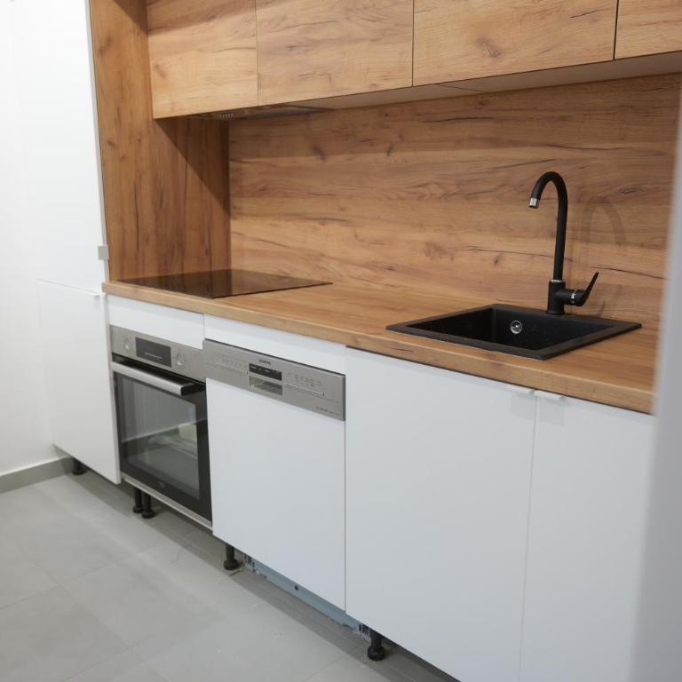 Apartment Lumora - Apartman s 1 Spavaćom Sobom i Balkonom - 15