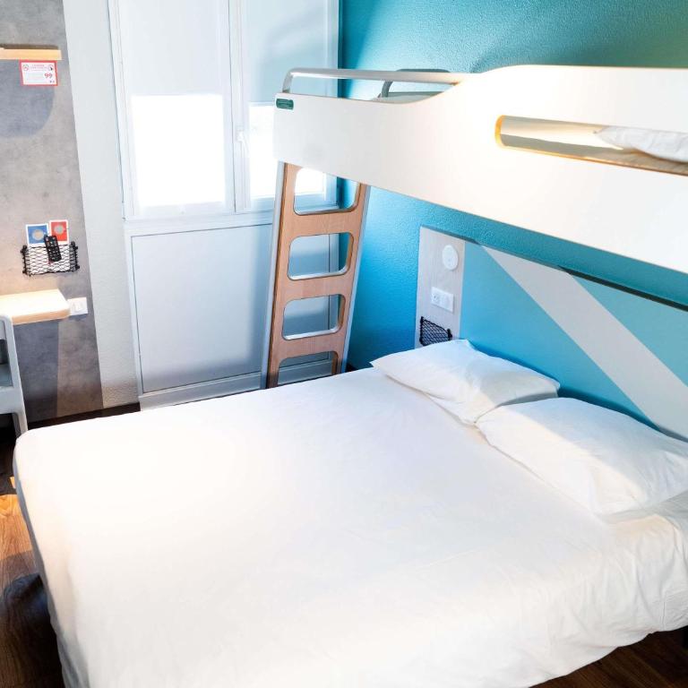 ibis budget Aix en Provence - Chambre Triple - 1