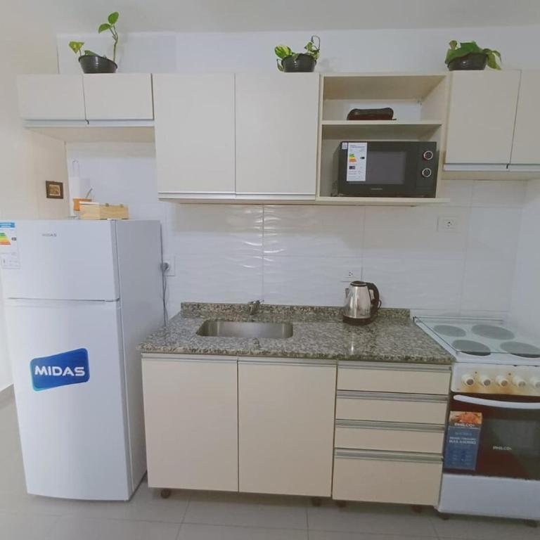Departamento con Pileta en Pleno Centro - One-Bedroom Apartment - 12