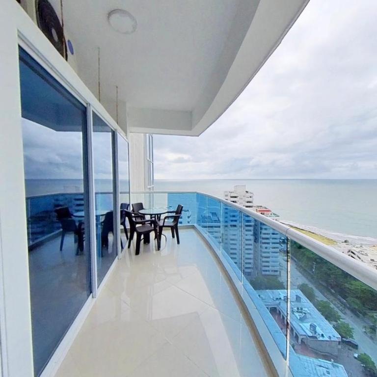 Big - Two-Bedroom Deluxe Apartment with Ocean View - 19