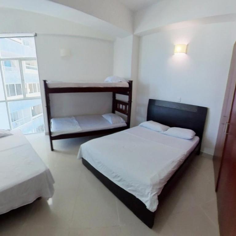 Big - Two-Bedroom Deluxe Apartment with Ocean View - 2