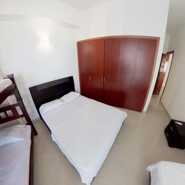 Big - Two-Bedroom Deluxe Apartment with Ocean View - 3