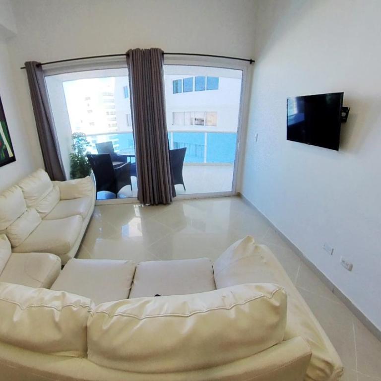 Big - Two-Bedroom Deluxe Apartment with Ocean View - 9