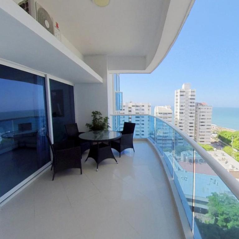 Big - Two-Bedroom Deluxe Apartment with Ocean View - 12