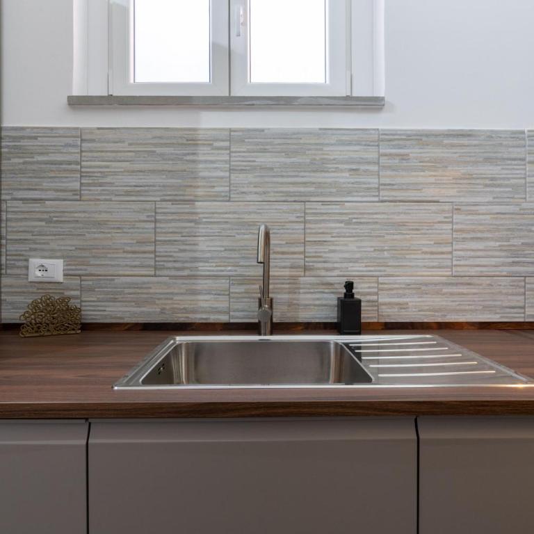 Modern Apartment - Free Parking & Private Entry - Apartment mit 2 Schlafzimmern - 9