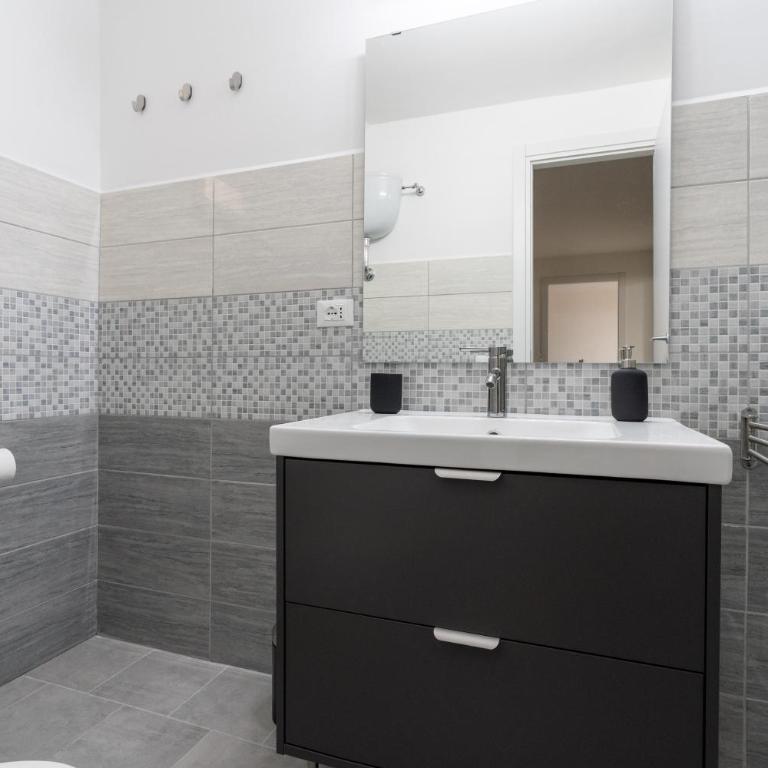 Modern Apartment - Free Parking & Private Entry - Apartment mit 2 Schlafzimmern - 12