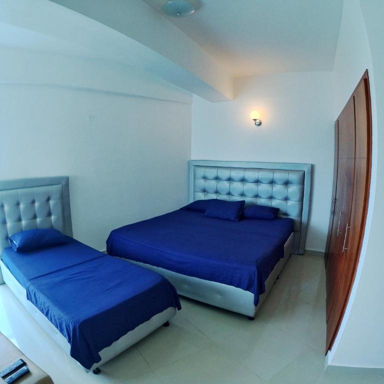 Big - Three-Bedroom Apartment - Oceanfront - 7