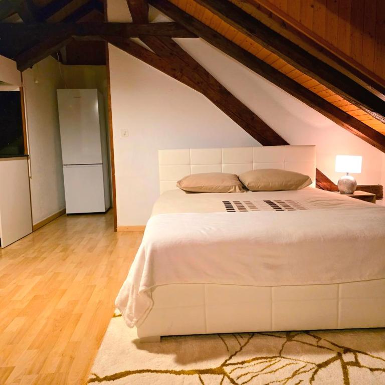 Petit studio centre ville - One-Bedroom Apartment - 2