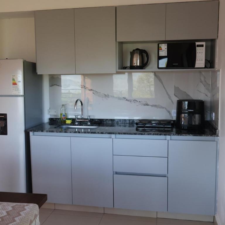 Cabañas Casa Blanca - Two-Bedroom Apartment with Balcony and Terrace - 11